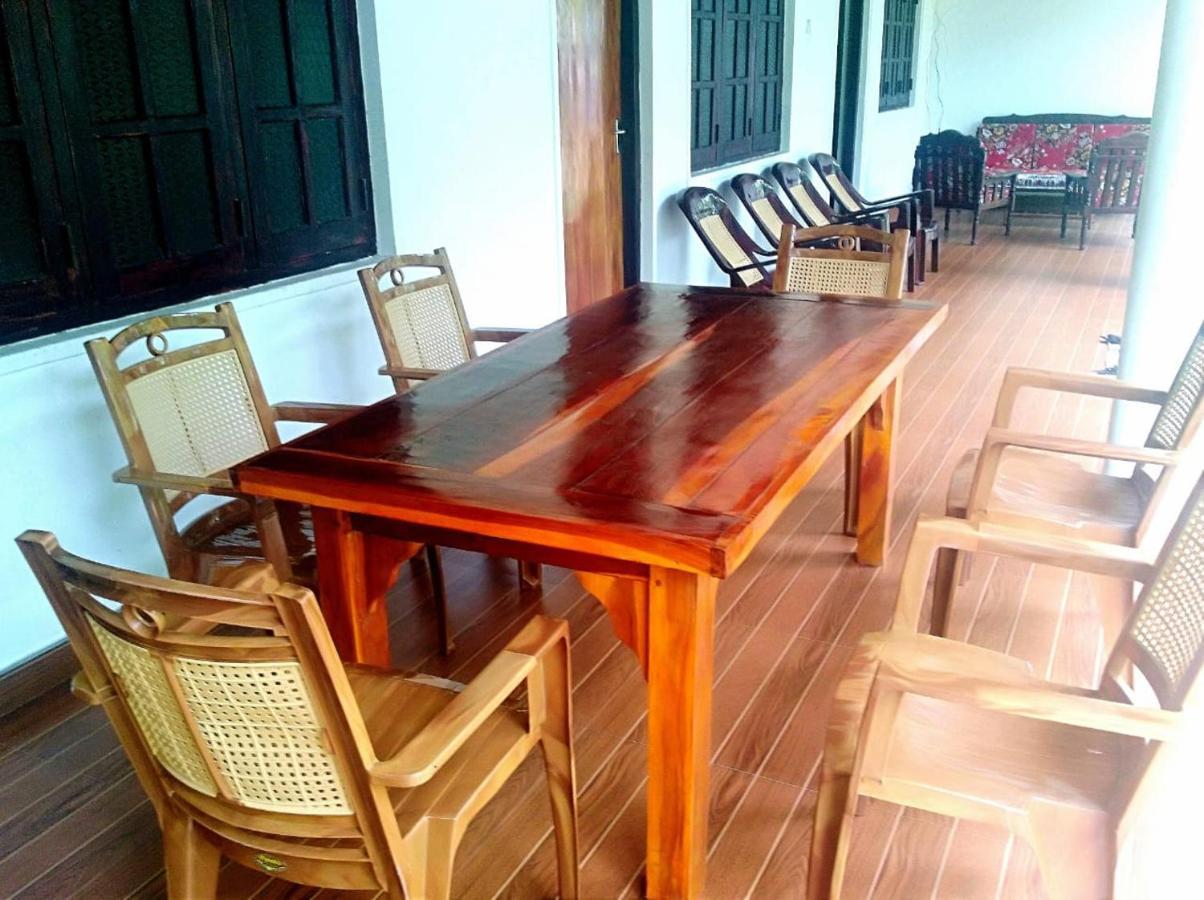Deer Garden Guest Hotel Polonnaruwa Kültér fotó